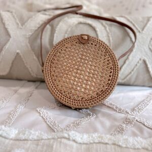 Cute circle wicker purse 👜